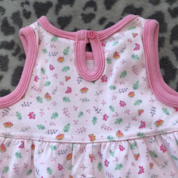 babyGap Shorty One-Piece - Picture 10 of 16